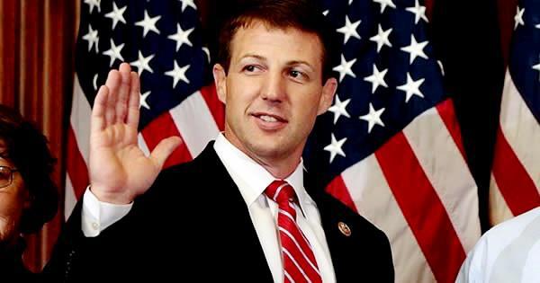 რას სწერს ამერიკელი კონგრესმენი გიორგი გახარიას - "გწერთ შეშფოთების შესახებ დემოკრატიული ღირებულებისგან გადახვევის გამო"