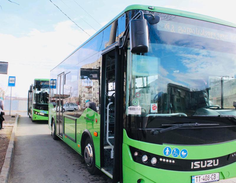 60 ათასი რუსთაველი მუნიციპალური ტრანსპორტით მგზავრობის შეღავათიანი ტარიფით ისარგებლებს