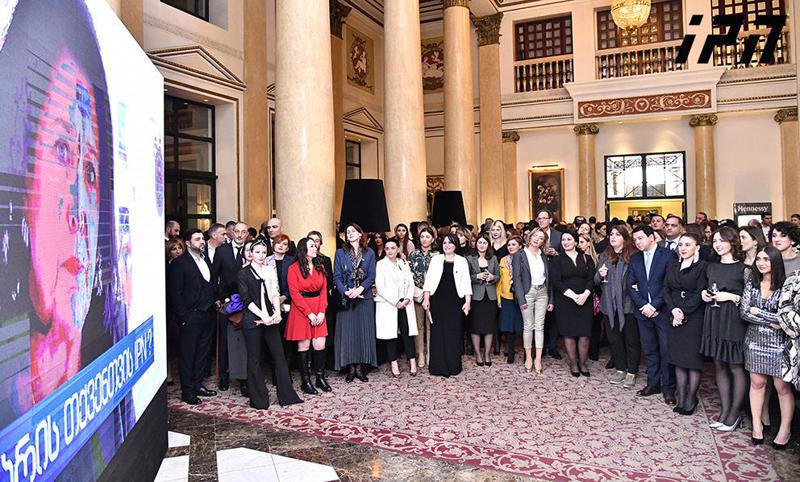 "ინტერპრესნიუსმა" 20 წლის იუბილე საზეიმო ღონისძიებით აღნიშნა - ფოტოები წვეულებიდან