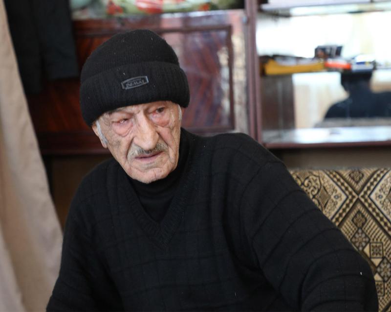 ვინ არის კაცი, რომელმაც ჯეკპოტი, 1 182 454 ლარი მოიგო - ლატარიის კომპანიამ უცნობ მილიონერს დევნილთა დასახლებაში მიაგნო...