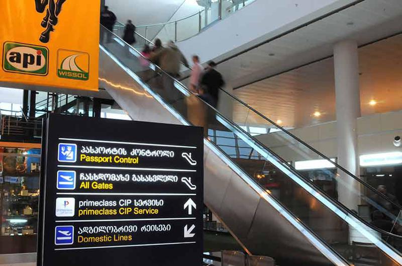 თბილისის საერთაშორისო აეროპორტში საჰაერო მიმოსვლა აღდგენილია - რამ გამოიწვია ფრენების ნაწილის გადადება და გაუქმება?