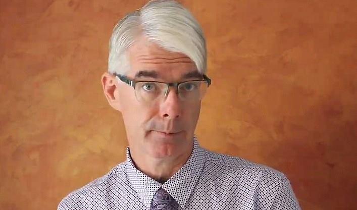 კანადელმა ბიზნესმენმა დაწვა 1 მილიონი დოლარი, რომ განქორწინების შემდეგ ცოლისთვის წილი არ მიეცა