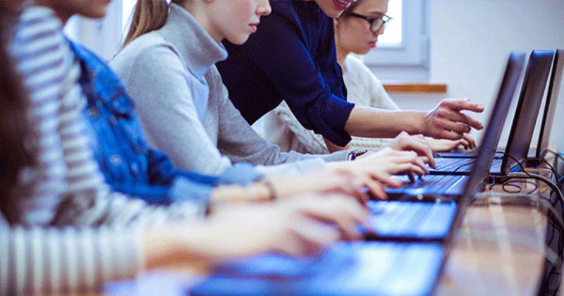 სად უნდა ისწავლოთ საინფორმაციო ტექნოლოგიები, რომ მაღალანაზღაურებადი სამსახური გქონდეთ