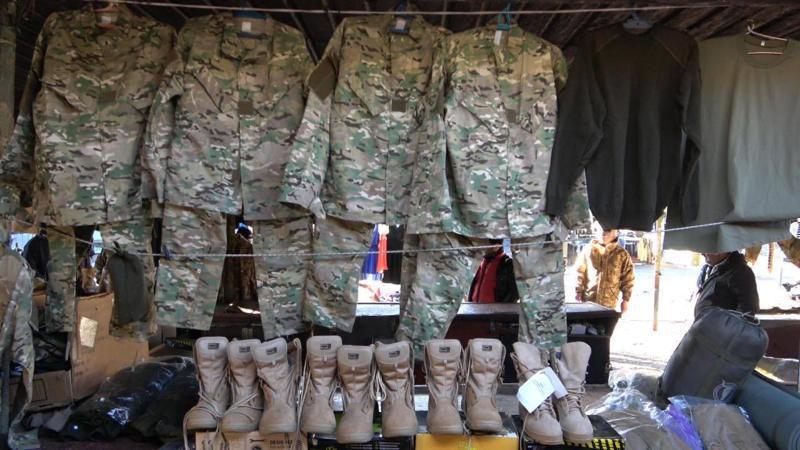 თავდაცვის ძალების თანამშრომელმა სამინისტროს კუთვნილი, 10 000 ლარამდე ღირებულების სამხედრო ფეხსაცმელი და ფორმა მიითვისა