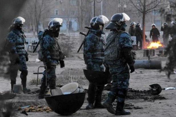 მასობრივი არეულობა ყაზახეთში - გარდაცვლილია 10-მდე ადამიანი