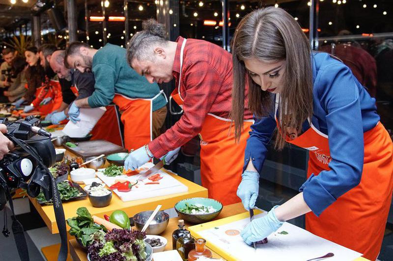შეფ-ლიტერატორი - ანუ როგორ გადაიქცნენ მწერლები კულინარებად