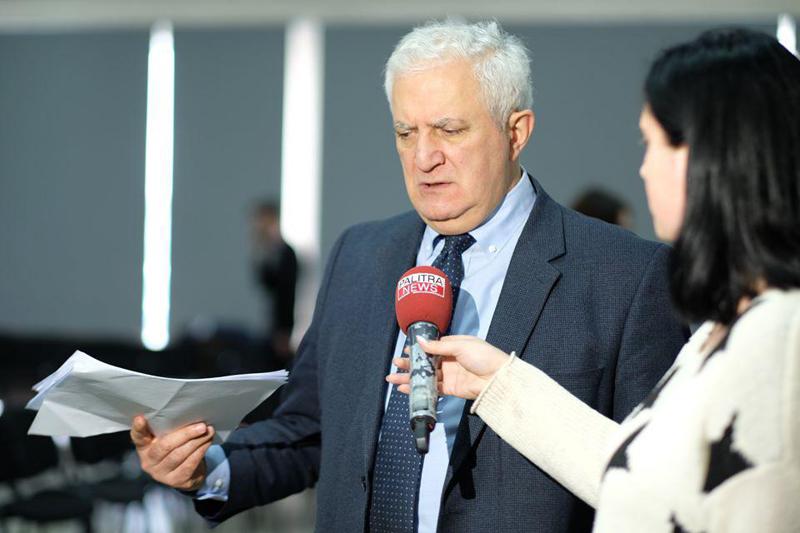 "სოციალური დისტანცირება დიდხანს დაგვჭირდება - არა მხოლოდ ზაფხულში, შემოდგომაზეც" - ამირან გამყრელიძე