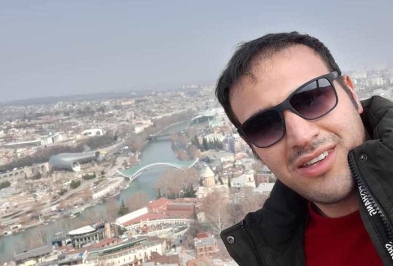 "საქართველოში კეთილი ადამიანები არიან... არ მინდა ირანში დაბრუნება" -  რა ვიდეოს აქვეყნებს  მამაკაცი, რომელიც კორონავირუსმა ვარსკვლავად აქცია