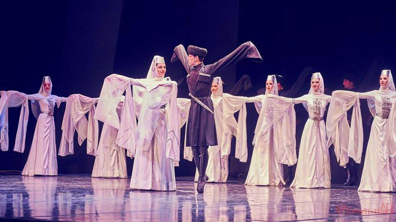 "სუხიშვილები" ევროპულ ტურნეს და თბილისში კონცერტებს აუქმებს - "გასტროლებზე მყოფ დასის არც ერთ წევრს არ აღენიშნება ვირუსის სიმპტომები"