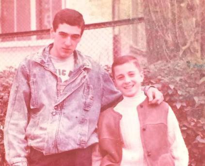 "ამირან გამყრელიძის უფროსი შვილი... ოდესღაც საბურთალოზე" - რა ფოტოს აქვეყნებს  მეგობარი "ფეისბუქზე"