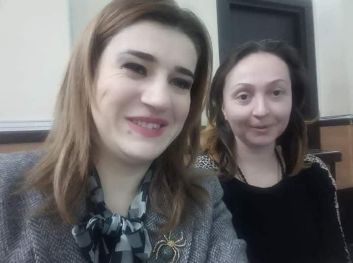 "ლამის საკუთარი შვილების თვალწინ მომახრჩო..." - ქალი, რომელმაც მოძალადე ქმარი დაჭრა, სასამართლომ უდანაშაულოდ ცნო