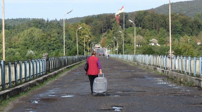 "ხელების ხშირად დაბანის პირობებიც არ გვაქვს, წყალი არ არის... ვის იმედზე ვართ, რუსეთის?" - ჩაკეტილი აფხაზეთი კორონავირუსის მოლოდინში