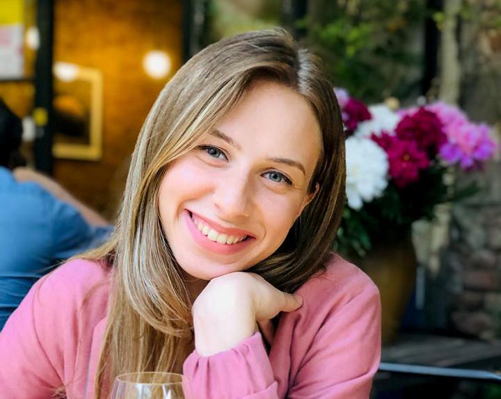 "სანამ მორიგი "თრიფისთვის" ღიღინით დაიწყებდეთ ჩემოდნის ჩალაგებას, დაფიქრდით..." - რას წერს იტალიაში მყოფი ქართველი სტუდენტი, რომელმაც კორონავირუსი დაამარცხა