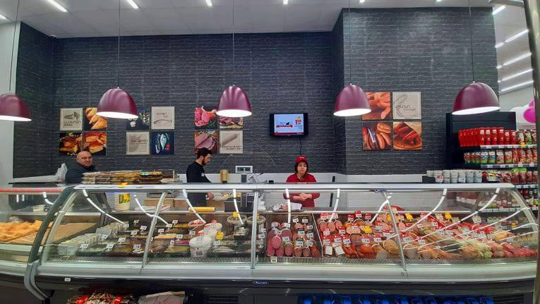 რატომ არ ემუქრება ქსელურ მარკეტებს პროდუქციის დეფიციტი