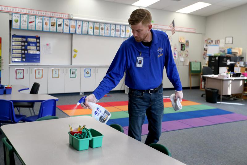 რამდენ ხანს ძლებს კორონავირუსი მყარ ზედაპირზე? - რა შედეგები აჩვენა ექსპერიმენტებმა