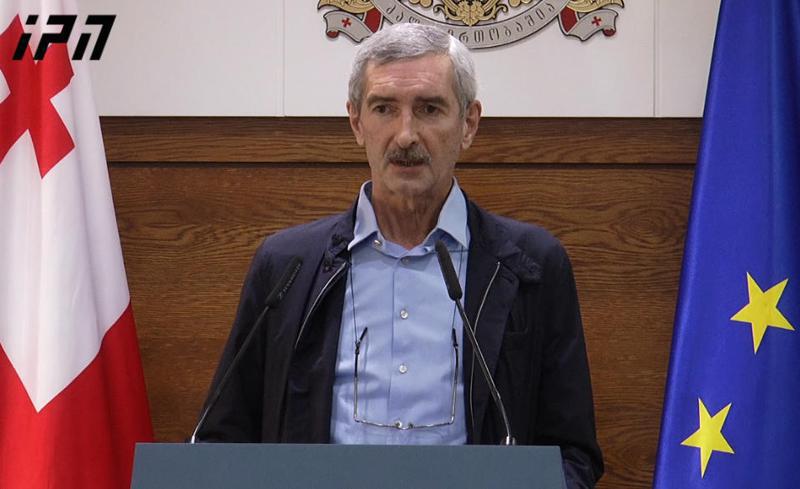 "დავიცვათ ჩვენი ეკლესია, ეკლესიაში არ მისვლით" - პაატა იმნაძე