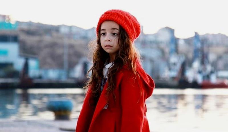 10 წლის თურქი მსახიობი გოგონა, რომელსაც საქართველოში უამრავი თაყვანისმცემელი ჰყავს - "დედამ სამსახური მიატოვა და თავი მას მიუძღვნა"