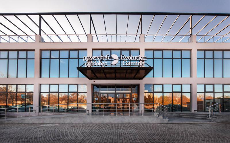 გვყავდა მარნეულელი თანამშრომლები, რომლებიც გუშინდლამდე ჩვეულებრივ მუშაობდნენ... სიცხიანი თანამშრომლები აღმოაჩინეს... - "ევოლუშენ გეიმინგის" თანამშრომელი