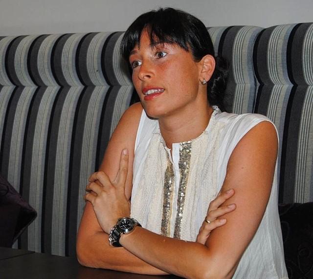 "ორივე ფილტვზე მაქვს ანთება" - გოგოლა კალანდაძე კორონავირუსზე ჩატარებული ტესტის პასუხს ელოდება