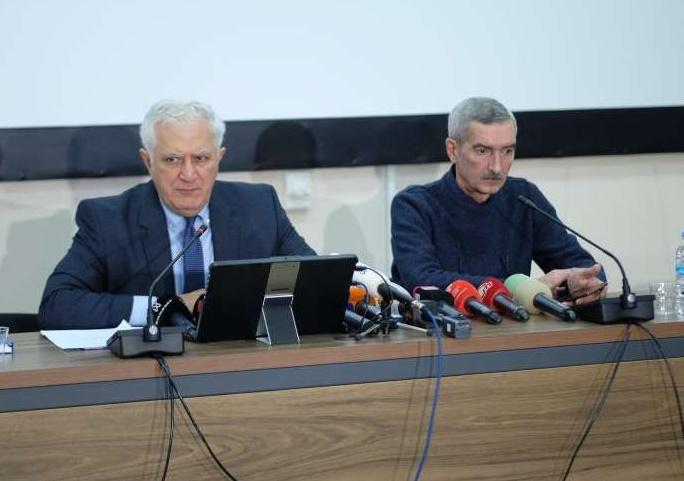 "გინახავთ ოდესმე მდგომარეობიდან გამოსული პაატა იმნაძე? გამოიყვანეს..." - ამირან გამყრელიძე