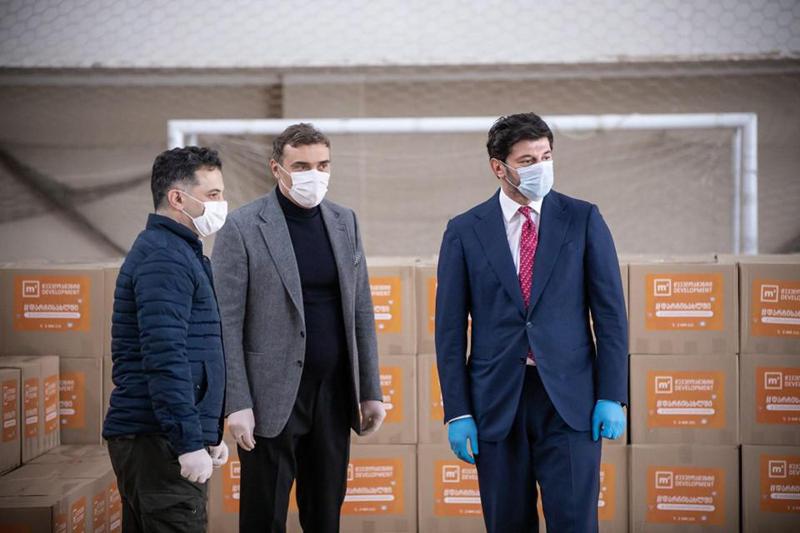 m²-მა 1 000 სოციალურად დაუცველ ოჯახს საკვები პროდუქტები გადასცა