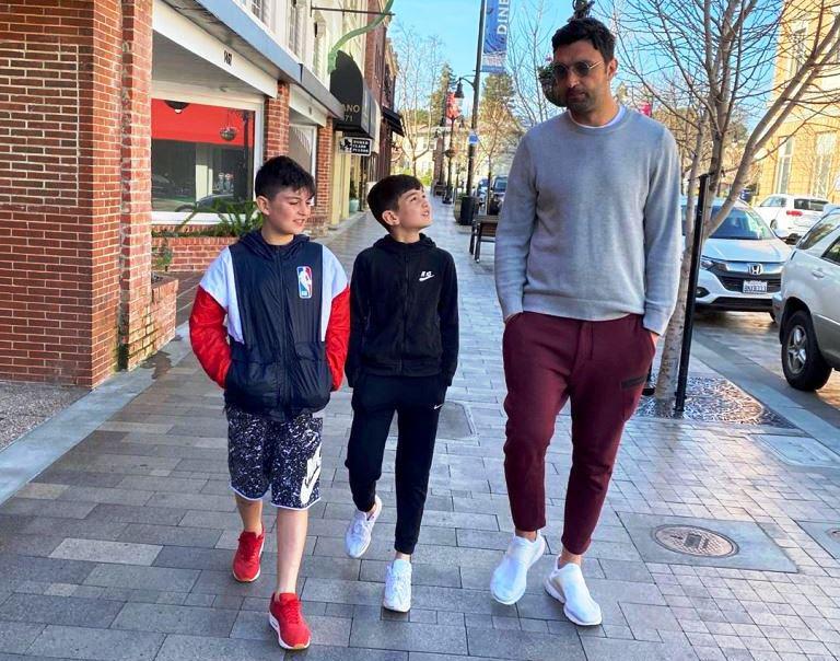 "შინ მარტო არ ვვარჯიშობ: მეუღლესთან და ბავშვებთან ერთად ვხალისობ" - როგორ ერთობა ზაზა ფაჩულიას ოჯახი კორონავირუსის იზოლაციის დროს