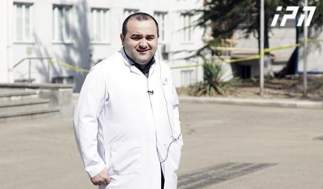 "მეც ვარღვევ კანონს, სოციალური დისტანცია არ მაქვს, ამიტომ ხვალიდან ინტერვიუები იქნება სხვა წესით" - ლევან რატიანი მედიას