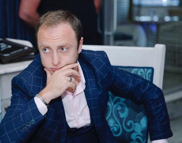 "კორონას ამარცხებს სიყვარული და კარგი სიმღერა! წამალი მე არ დამილევია!" - რას წერს ბათუმელი მომღერალი, რომელსაც COVID-19 დაუდგინდა