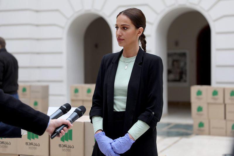 „ტერასა ჯგუფმა“ ორასამდე სოციალურად დაუცველ ოჯახს საკვები პროდუქტები გადასცა