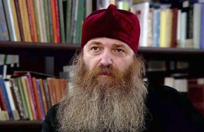 "ვინც ჩაიდინა, ვაჟკაცობა უნდა ჰქონდეს და გამოვიდეს... ტრაგედიას პოლიტიკოსები ნუ შეეხებიან" - მეუფე იაკობი შაქარაშვილის საქმეზე