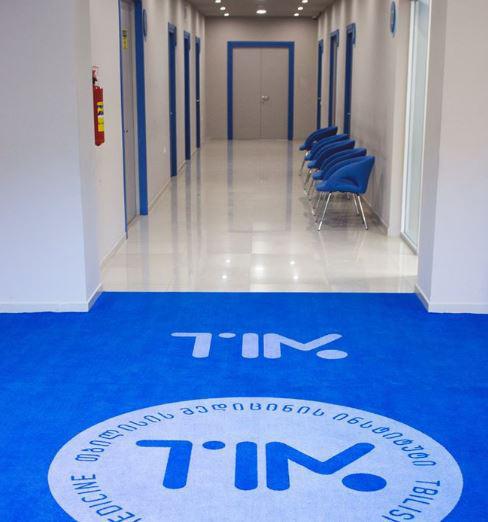 პაციენტები სავარაუდოდ, მედპერსონალისგან დაინფიცირდნენ - კორონავირუსის მორიგი შემთხვევა თბილისის კლინიკაში