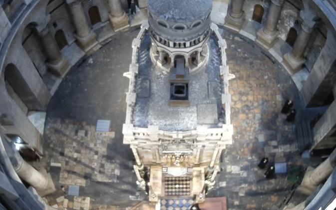 დაცარიელებული ქრისტეს აღდგომის ტაძარი - კადრები იერუსალიმიდან, სადაც წმინდა ცეცხლის გარდამოსვლას ელოდებიან