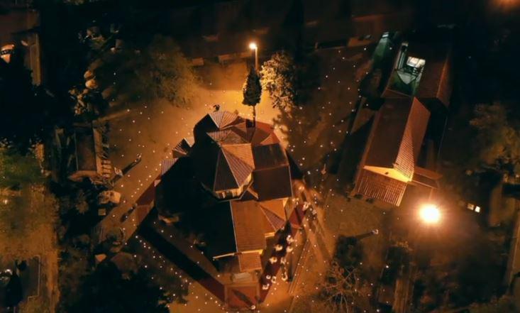 "ჩვენი სულიერი დებისა და ძმების ნაცვლად, ეზოში სიმბოლურად სანთლები ენთო" - ჯვართამაღლების ტაძარში სააღდგომო ლიტურღია მრევლის გარეშე ჩატარდა