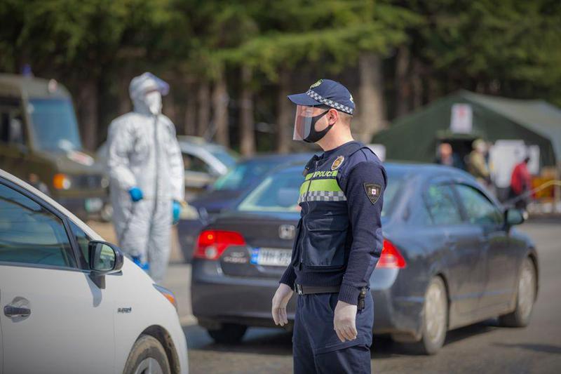 პირბადის ტარების წესის დარღვევისთვის დახურული სივრცის გარდა ღია საჯარო სივრცეშიც 20 ლარით დაჯარიმდებით