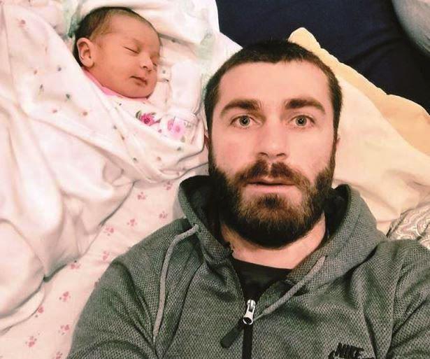 "სიჩქარესაც გადავაჭარბე, წითელზეც გავიარე, პატრულმაც გამაჩერა და..." - კომენდანტის საათის დროს დაბადებული ნანატრი შვილის ამბავი