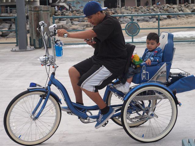 თბილისში სამბორბლიანი ველოსიპედების შემოყვანა იგეგმება, რომლითაც ბავშვების გადაყვანას შეძლებთ - სერვისის საფასურს მეტრომანით დაფარავთ