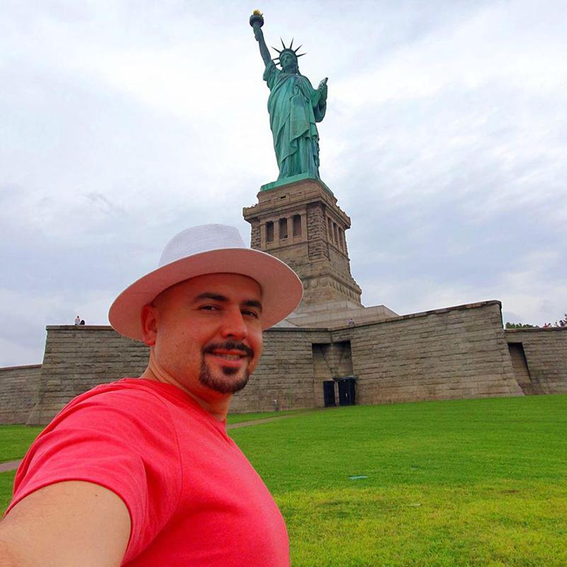 "ამერიკის 50-ვე შტატი მოვიარე... ვირუსის პერიოდში შეზღუდვა დიდად არაფერშია"  - რას ყვება აშშ-ზე და როგორ ამხნევებს ქართველებს პანდემიის დროს მსოფლიო მოქალაქე