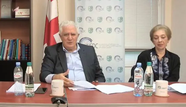 "სხვათაშორის, კახეთი, საიდანაც ხათუნაა, ე.წ. მწვანე ზონაა, ჩემი რაჭაც მწვანეა და პაატას გურიაც" - ამირან გამყრელიძე