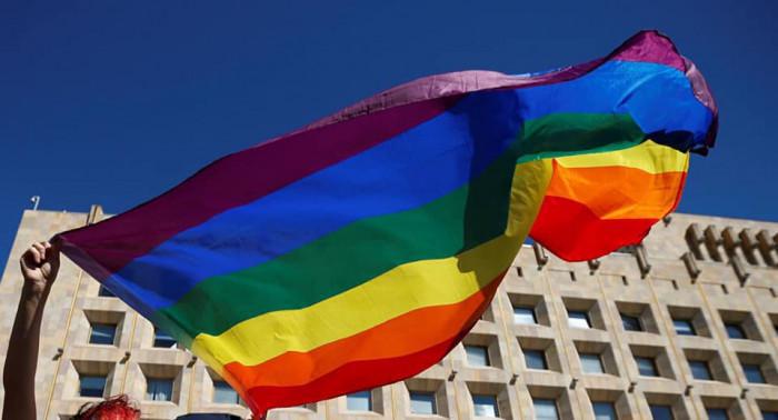 "შეებრძოლეთ ყველანაირ დისკრიმინაციასა და ცრურწმენებს" - საელჩოები "პრაიდთან" დაკავშირებით საქართველოს მთავრობას განცხადებით მიმართავენ