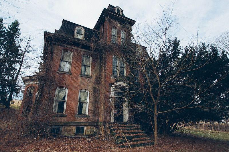 ენერგეტიკულად საშიში 7 ადგილი, რომელიც უბედურებას იზიდავს - უფრთხილდით!