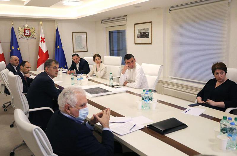 "ბატონო ამირან, მინდა იყოთ უაღესად მკაცრი... ასევე თქვენ, ქალბატონო ეკა" - რა დაავალა პრემიერმა გამყრელიძეს და ტიკარაძეს