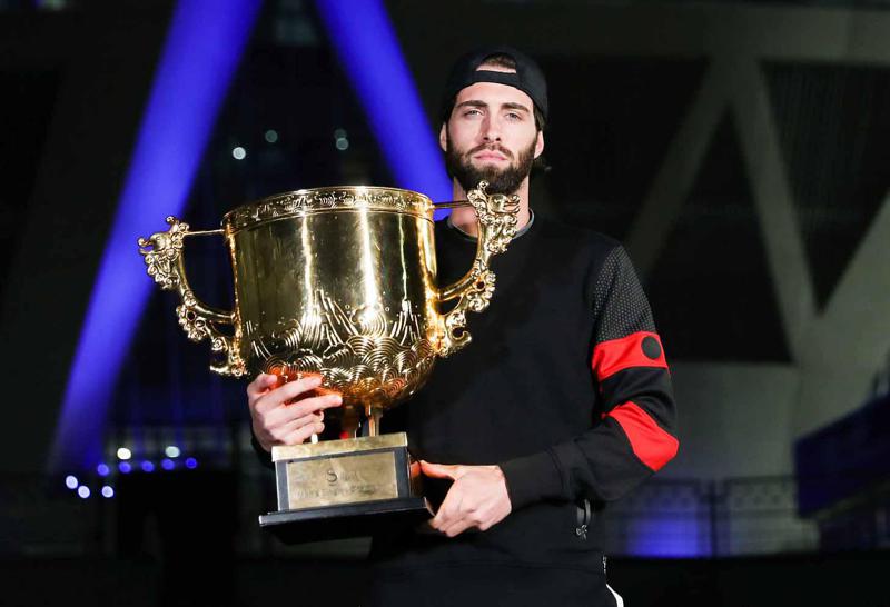 "2 წლის წინ ჩინეთში გამარჯვებისას 700 000$-ზე მეტი მიიღო" - რა თანხა აქვს გამომუშავებული ნიკოლოზ ბასილაშვილს კარიერაში?