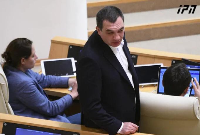 "ბატონო გიორგი, მოხსნით წულუკიანს სამარცხვინო განცხადებისთვის?" - ბოკერიას კითხვაზე პრემიერმა აღნიშნა, რომ წულუკიანს "დააწინაურებს"