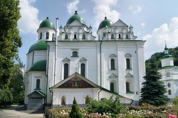 კიევის დედათა მონასტერში კორონავირუსით 26 პირი დაინფიცირდა