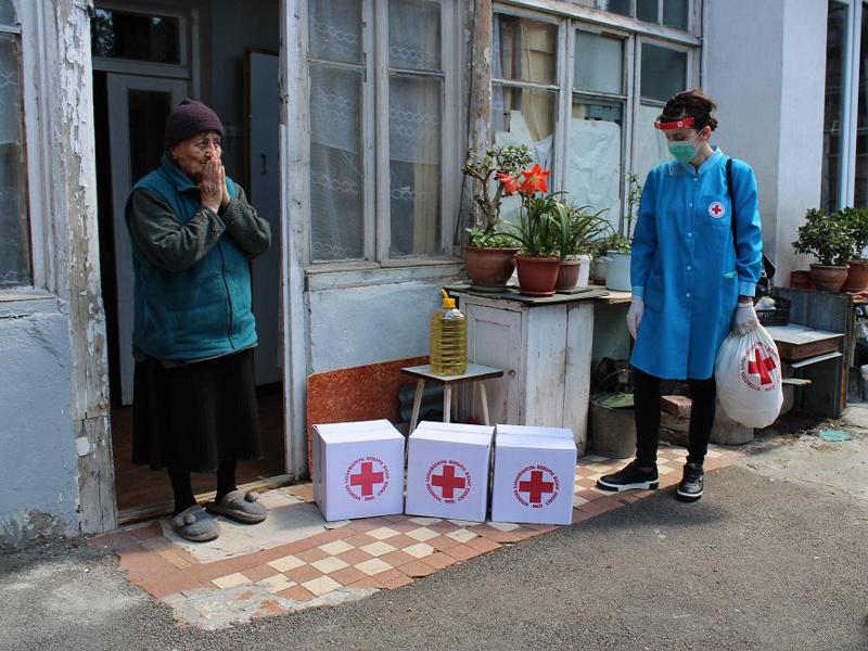 COVID-19: პანდემიის დროს ხანდაზმულთა საჭიროებები გაიზარდა - რა პრობლემები აქვთ ხანდაზმულებს და ვინ უზრუნველყოფს შინმოვლის სერვისებს?