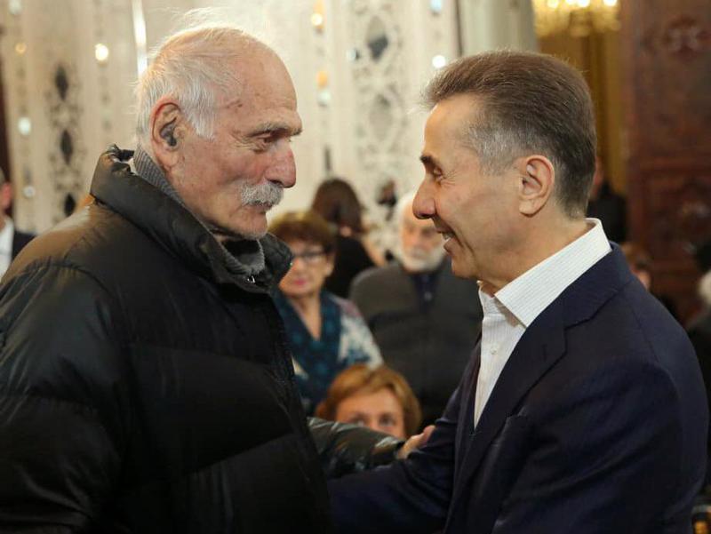 დღეს კახი კავსაძე 85 წლის გახდა - როგორ ულოცავს იუბილარ მსახიობს ბიძინა ივანიშვილი