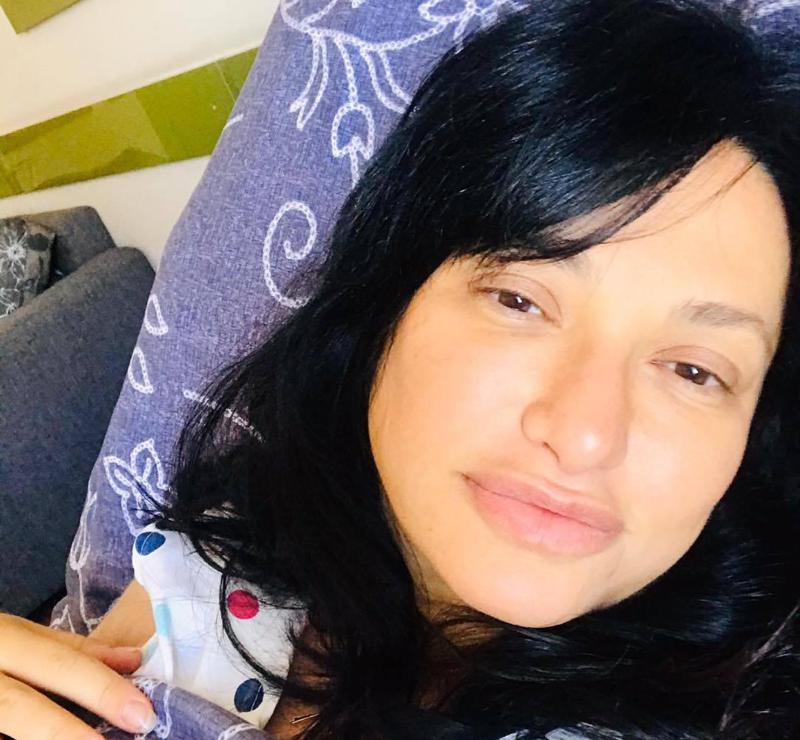 ნინო სურგულაძე ტყუპ შვილთან ერთად - მომღერალი ოჯახურ ფოტოს აქვეყნებს