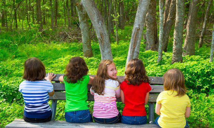 "ჰაერის გამოცვლა" ხალხმრავალ კურორტებზე წასვლის საფუძველი არ უნდა გახდეს" - ინფექციონისტი მშობლებს ურჩევს, პატარები სოფელში წაიყვანონ