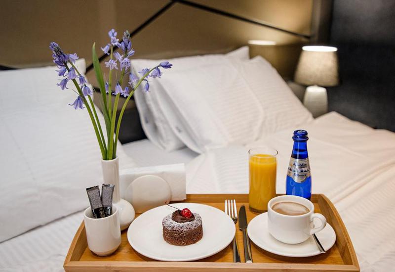 რა განსხვავებაა ბუტიკის ტიპისა და ჩვეულებრივ სასტუმროებს შორის?