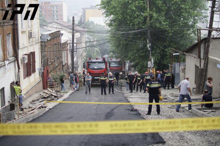 "ცეცხლი 4 საცხოვრებელ სახლშია გავრცელებული" - მახალდიანის ქუჩაზე გაჩენილი ხანძარი ლოკალიზებულია